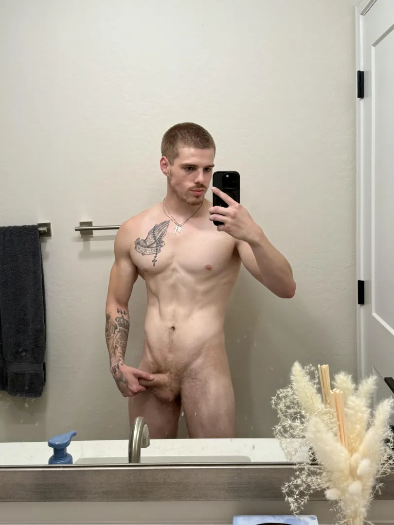 Been working on my legs recently;)