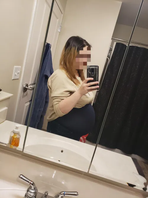 Come on boys, ask for my menu