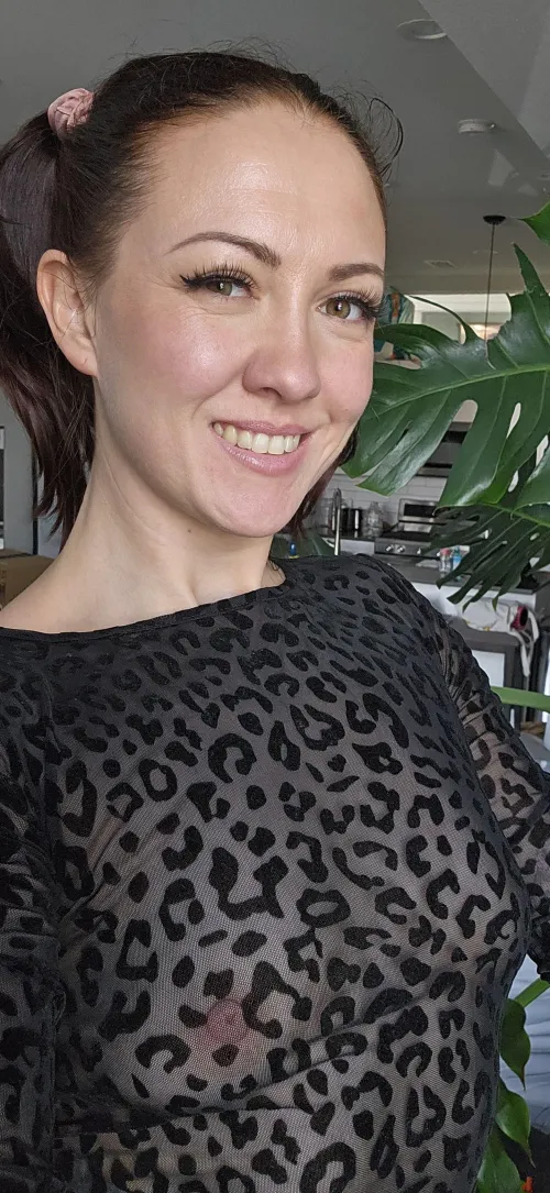 [F4F] [FM4F] Denver-based creator looking for other female creators for FF or FFM content collabs