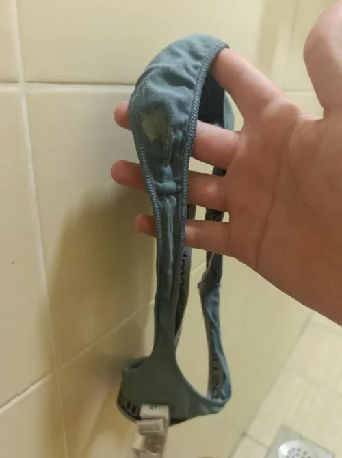 I only wore these panties for half a day, and there's already dried cream on them