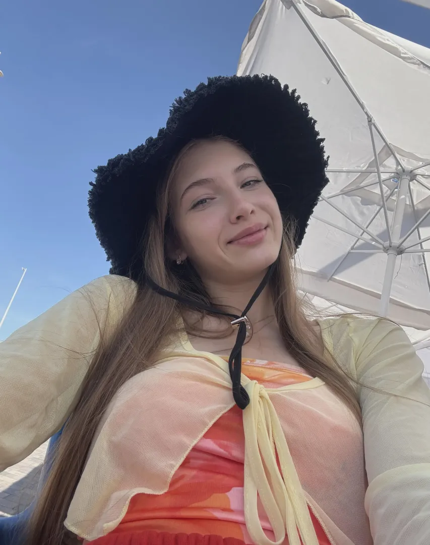 incase no one sent you a cute selfie today