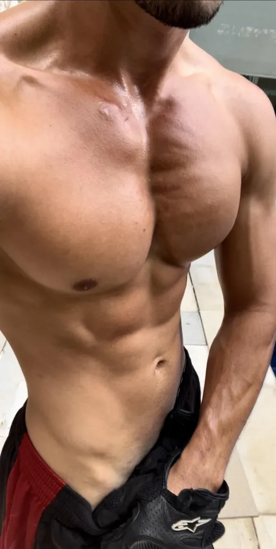 Making sure I have my V at 217lbs :)