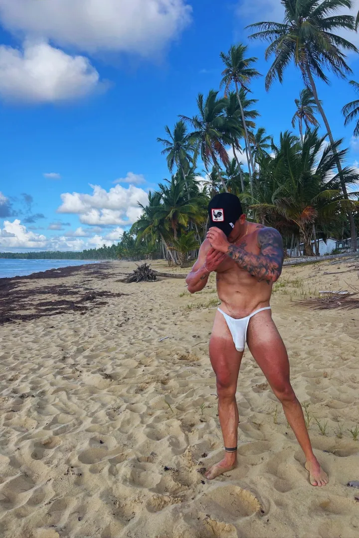 My ex said he wants a white guy, so anyone here who's into brown guys?