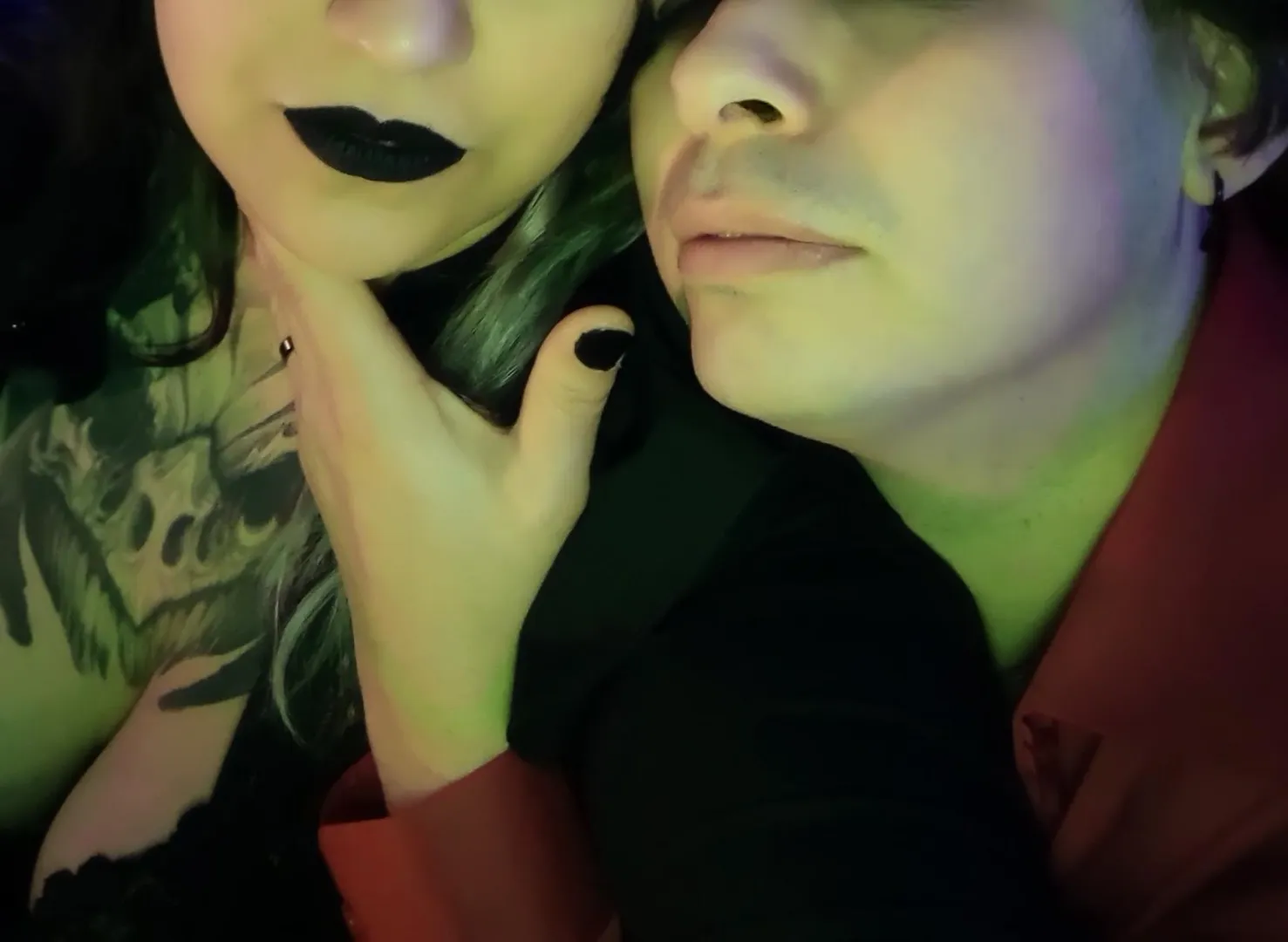 <Sacramento> 38m34f seeking couple for swapping