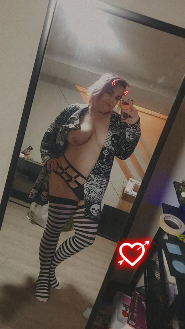 (STL) Just your local big titty goth girl