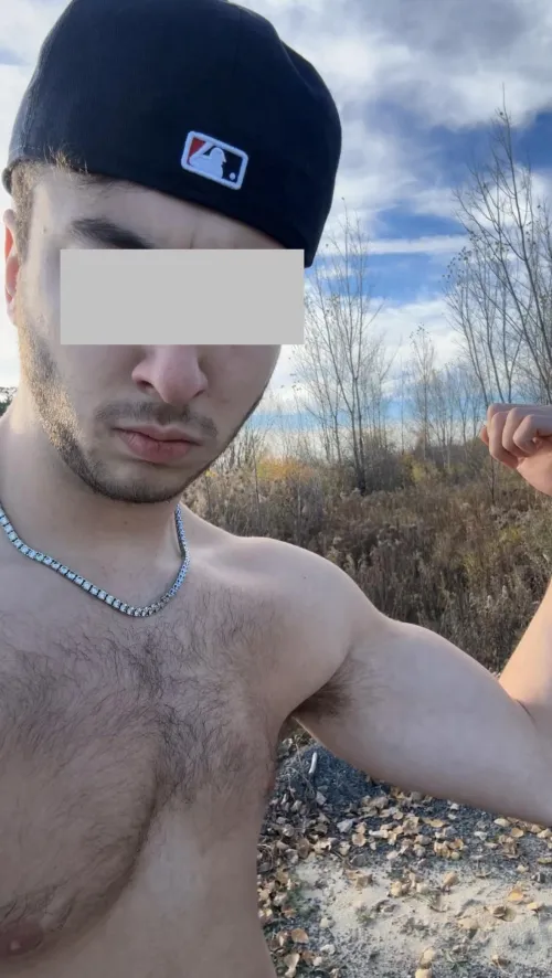 Where are the armpit sniffers at?