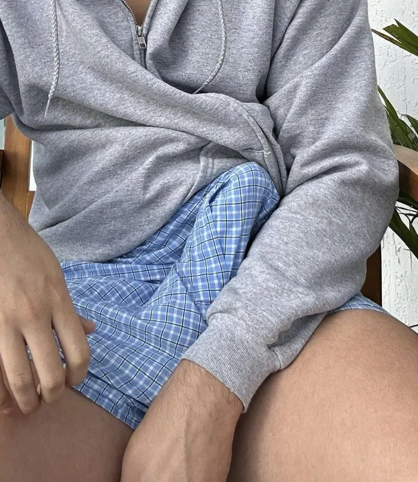 [26] Love tenting in bball shorts and boxers let’s bust in a pair