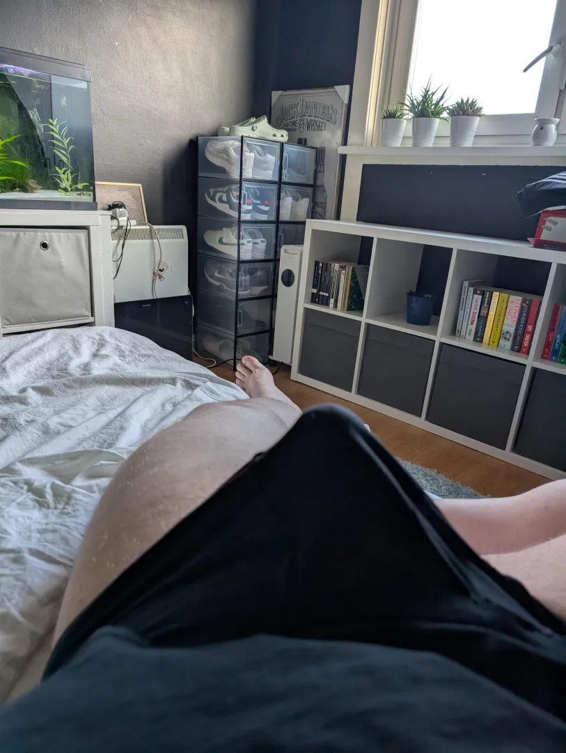 [28]  It needs a hand