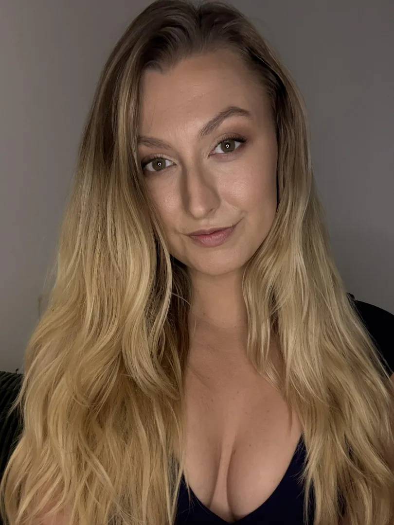 Alexa beautiful face and tits