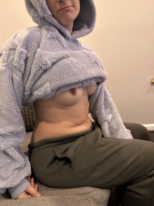 cozy and cumfy miss kay.