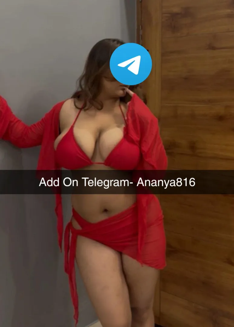 (F) 22, curvy desi college girl available now for fun..