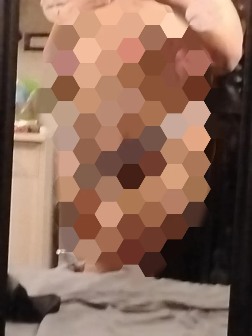 I bet it's frustrating, being such a loser that you goon and send your money to pixels. Loser.