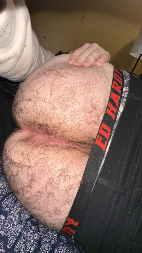 Leave my pink butthole leaking your cum bro :3