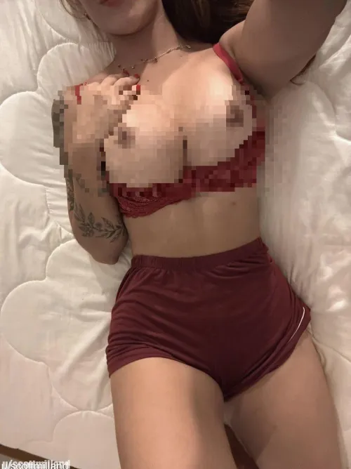 Look at you staring at my pixels like a good little loser