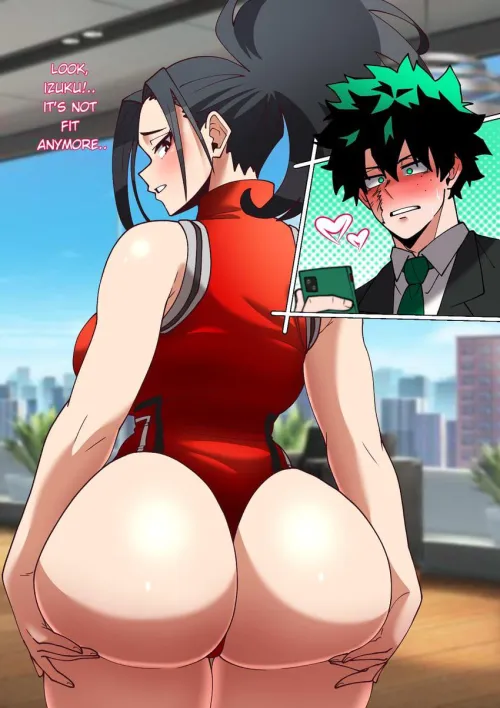 Momo Presenting Her Booty [My Hero Academia]