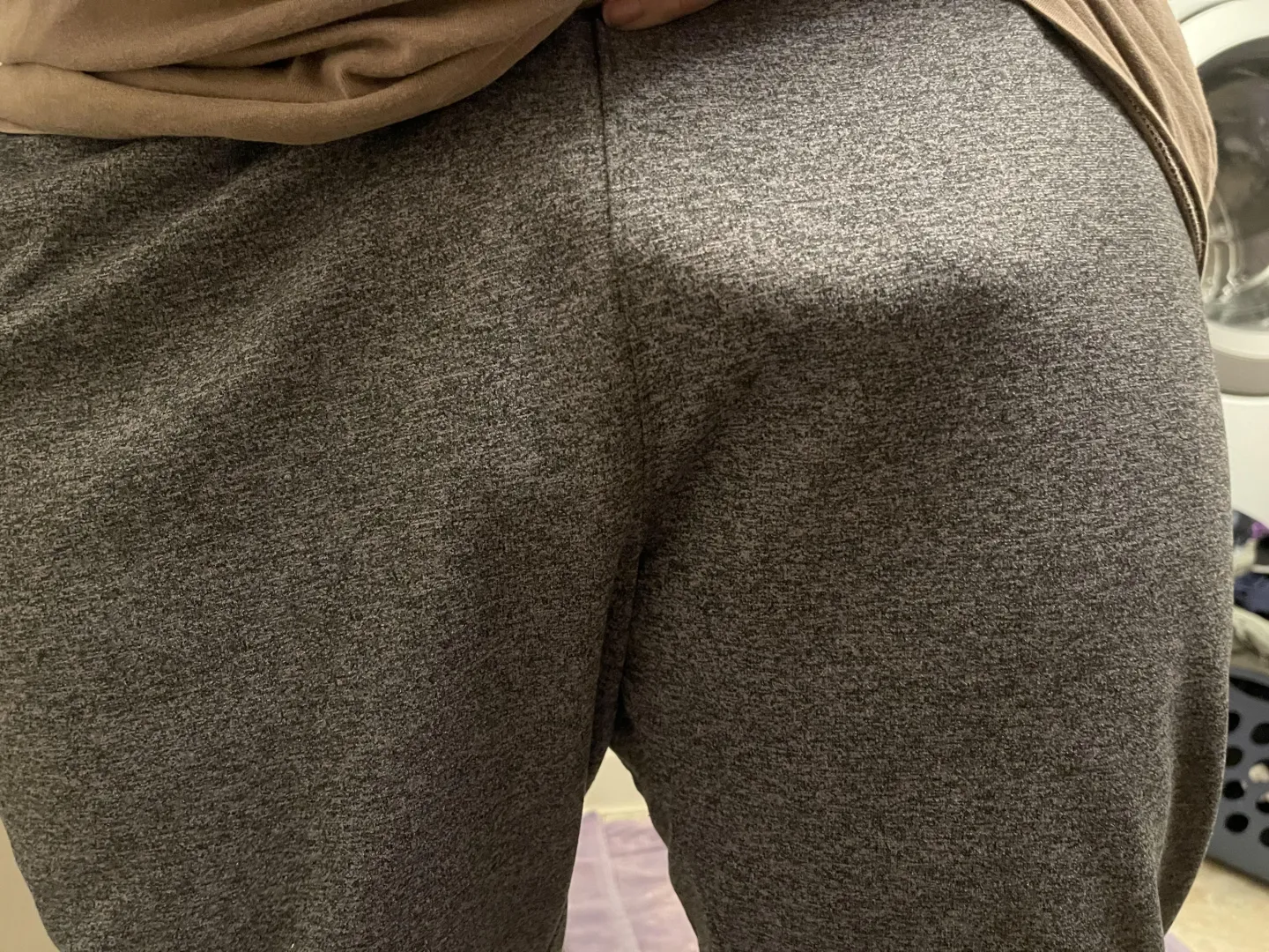 New sweats dont hide anything