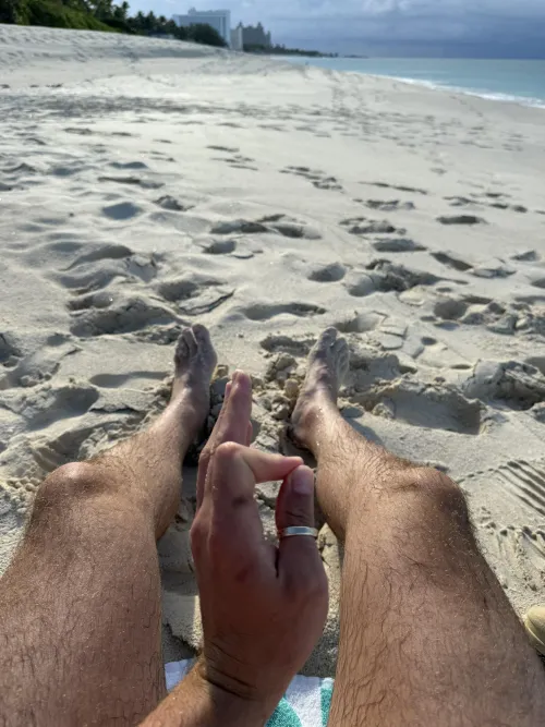 Perfect hairy legs eh