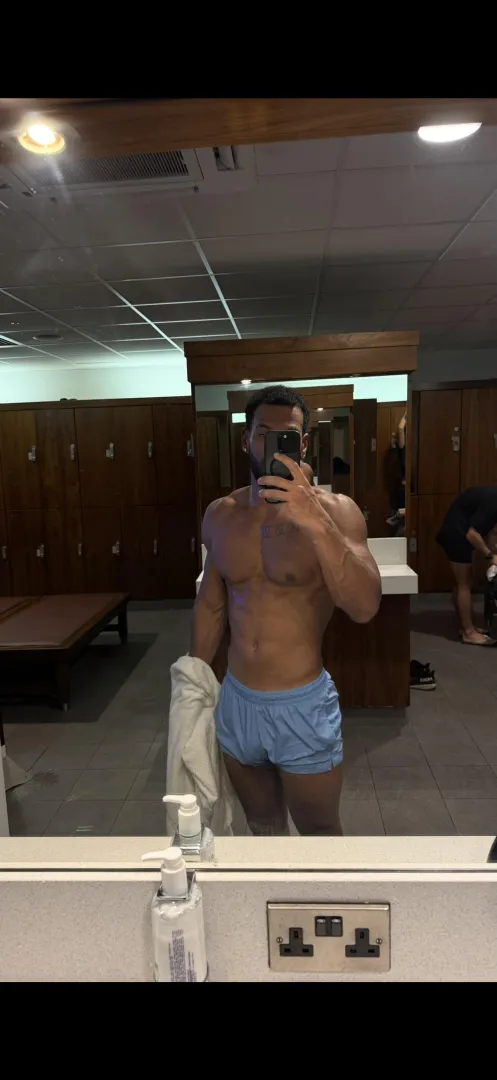 Post spa mirror selfie