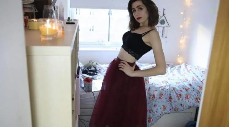 Shot from a deleted try-on haul