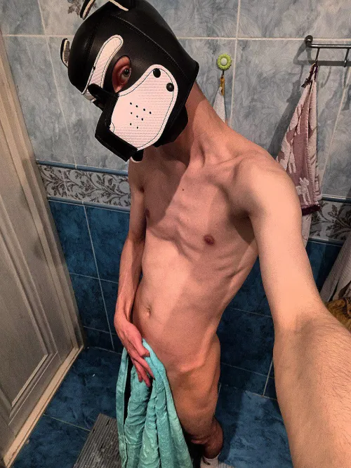 took off my cage and now I'm lonely, maybe someone wants to close me again?