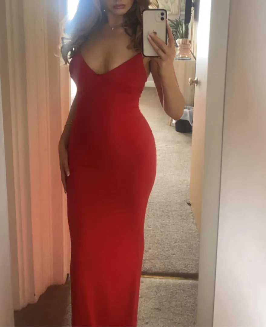 you’ll never be able to touch me in my tight red dress 