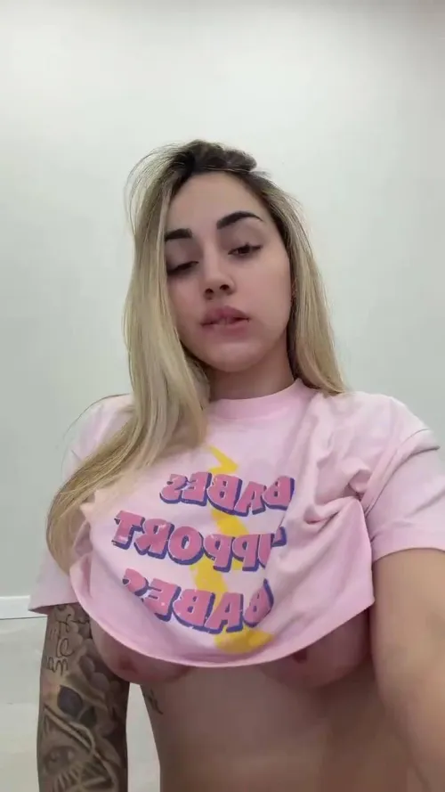 22f4m [Lifestyle] who’s close by and spontaneous?