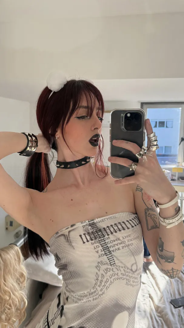 F19 - Can’t host tonight but down to vibe if you’re close - lntsgrm: Lunarumes