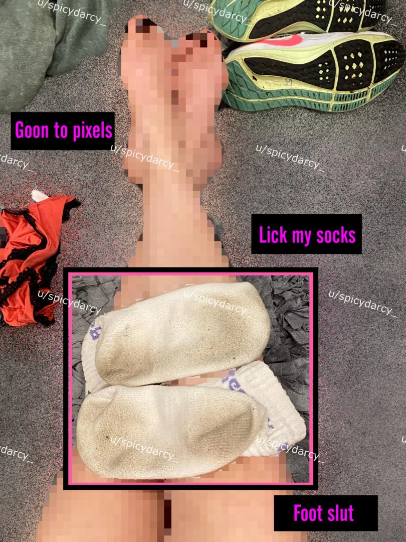 Only good boys get to see my feet . You goon and say “thank you, Darcy”.