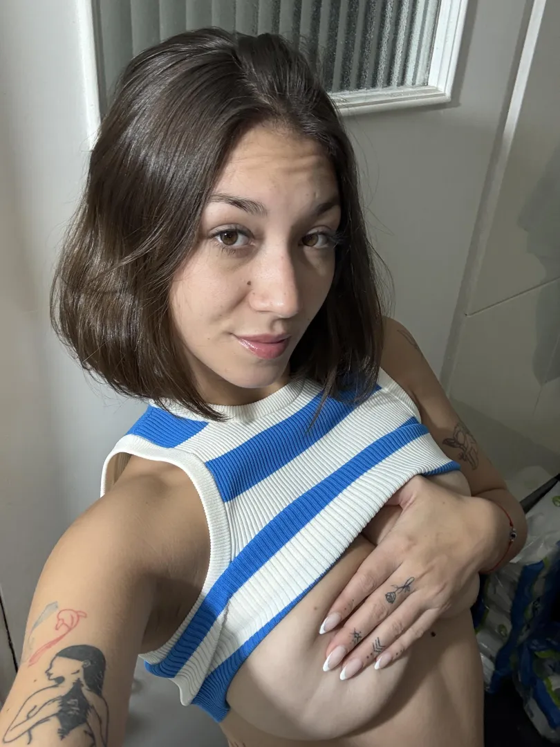 real selfie straight from the phone, no cap