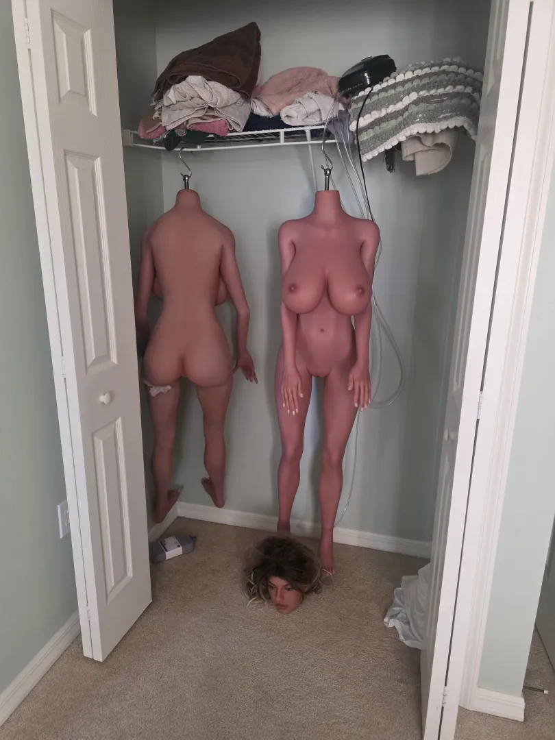 Special special shout out to Zelex giving me a free replacement, but wtf am I supposed to do with 2 sex dolls now 