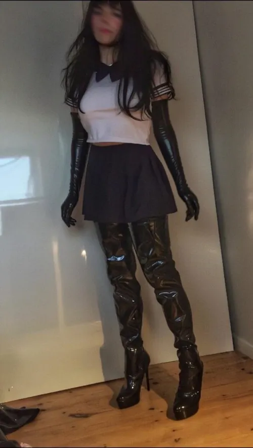 Weekend is for tall boots