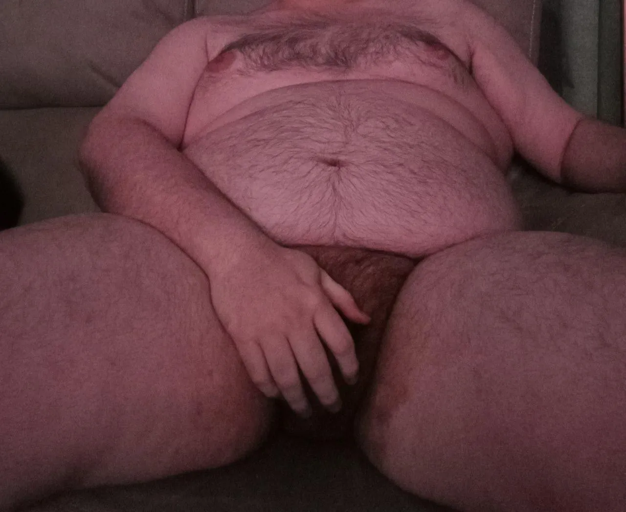 33 M (Location) sat here, wondering who wants to join me