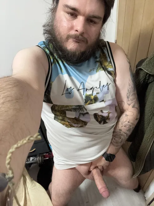 Any ladies like their men big and hairy?