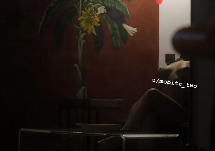 [F] Ano sinisilip mo dyan? 