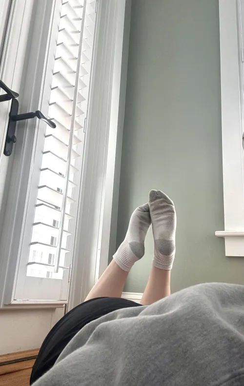 [F] post workout dirty socks .. I'm all dirty & sweaty now...