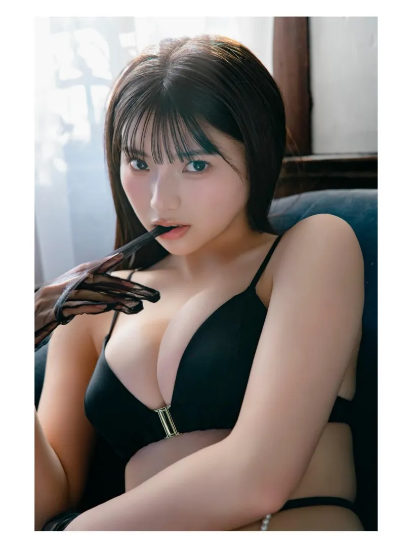 Hinano Himeno 姫野ひなの