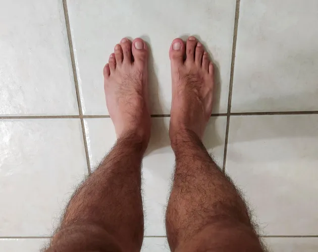 How do you like my tops and toes?