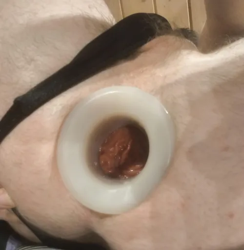 I love to have stretched and red asshole