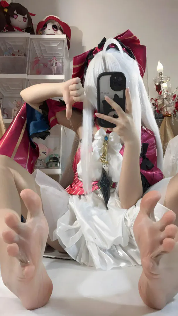 ​Laffey doesn't take orders, she gives them. ‍♂️