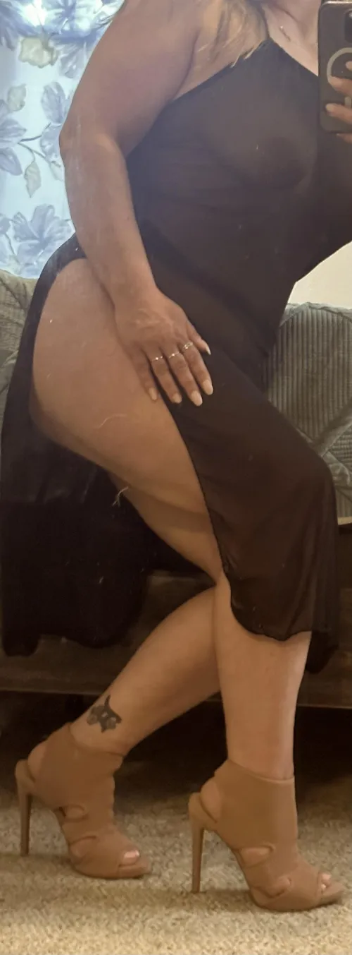 Not bad for a 43 year old mom…explore me more loves