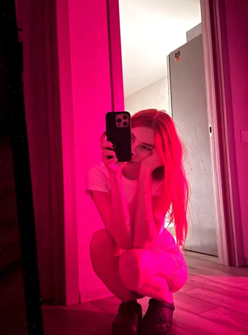 Omgosh, I’ve been dreaming of someone to lead me astray... will you be the daddy to show me how good bad can feel? :)