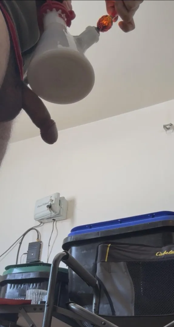 Who wants to suck my dick while I take a toke ;)