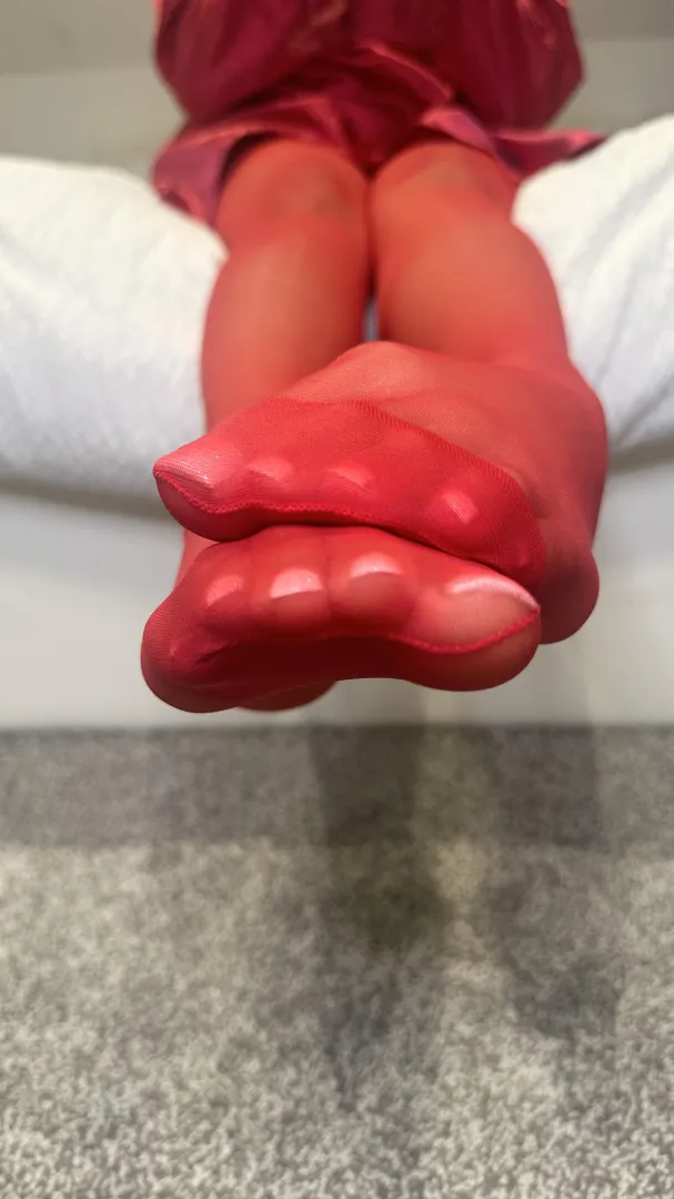 Be honest… how long did you stare?