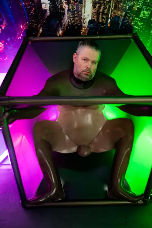 Bondage Cube FTW