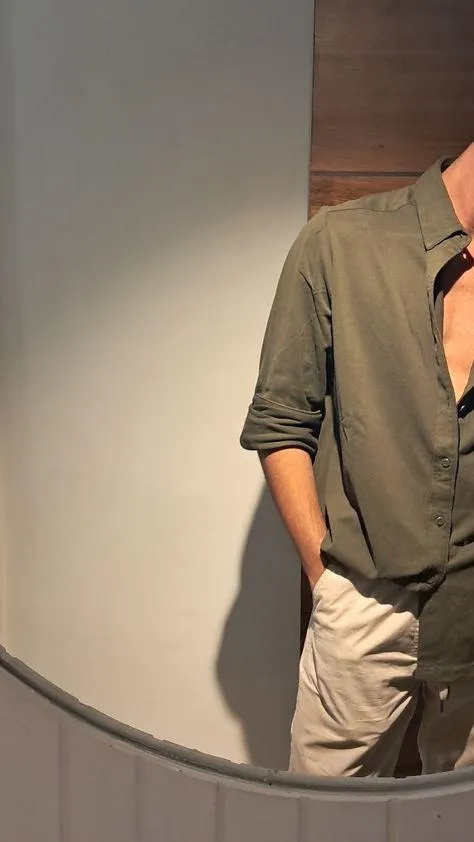 Fit and attractive Latino/Arab lawyer - wanting to show off to females