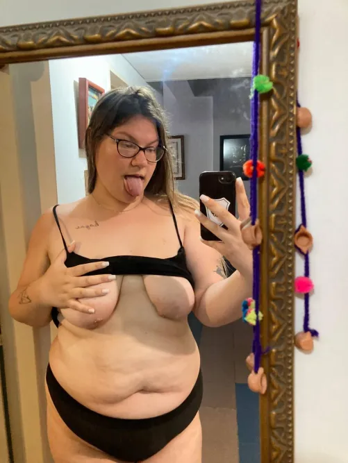 How approachable do i seem as a dwarf....