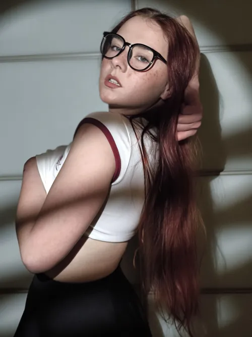 [IRTR] Freckles scattered like stars, begging to be kissed