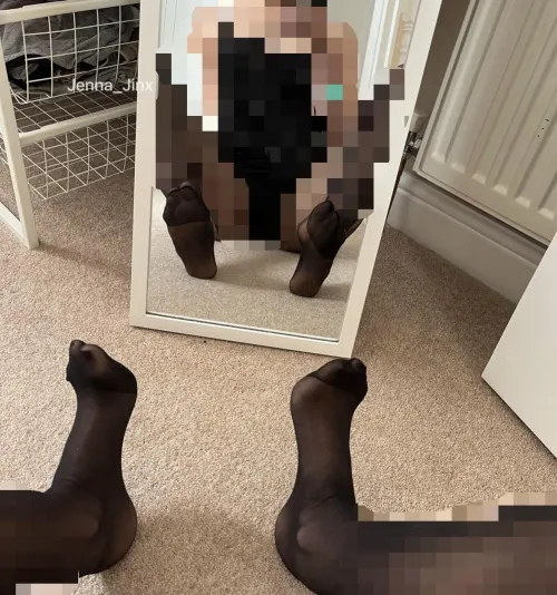 My little feet in tights drives the betas wild