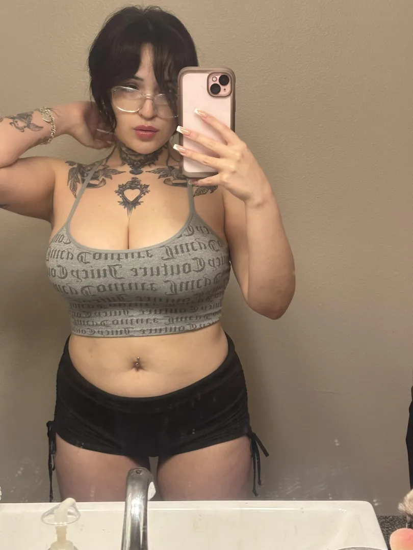 My tiddies look amazing today