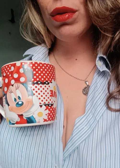 Shall we get a hot coffee?